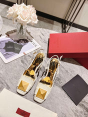 ONE STUD WHITE PATENT LEATHER LACE-UP HIGH HEELS 85 MM