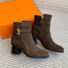 HM 25S ANKLE BOOTS 50 MM IN DARK BROWN SUEDE WITH GOLD HARDWARE