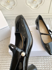 PEARL JOLIE MARY JANE PUMPS IN BLACK CALFSKIN