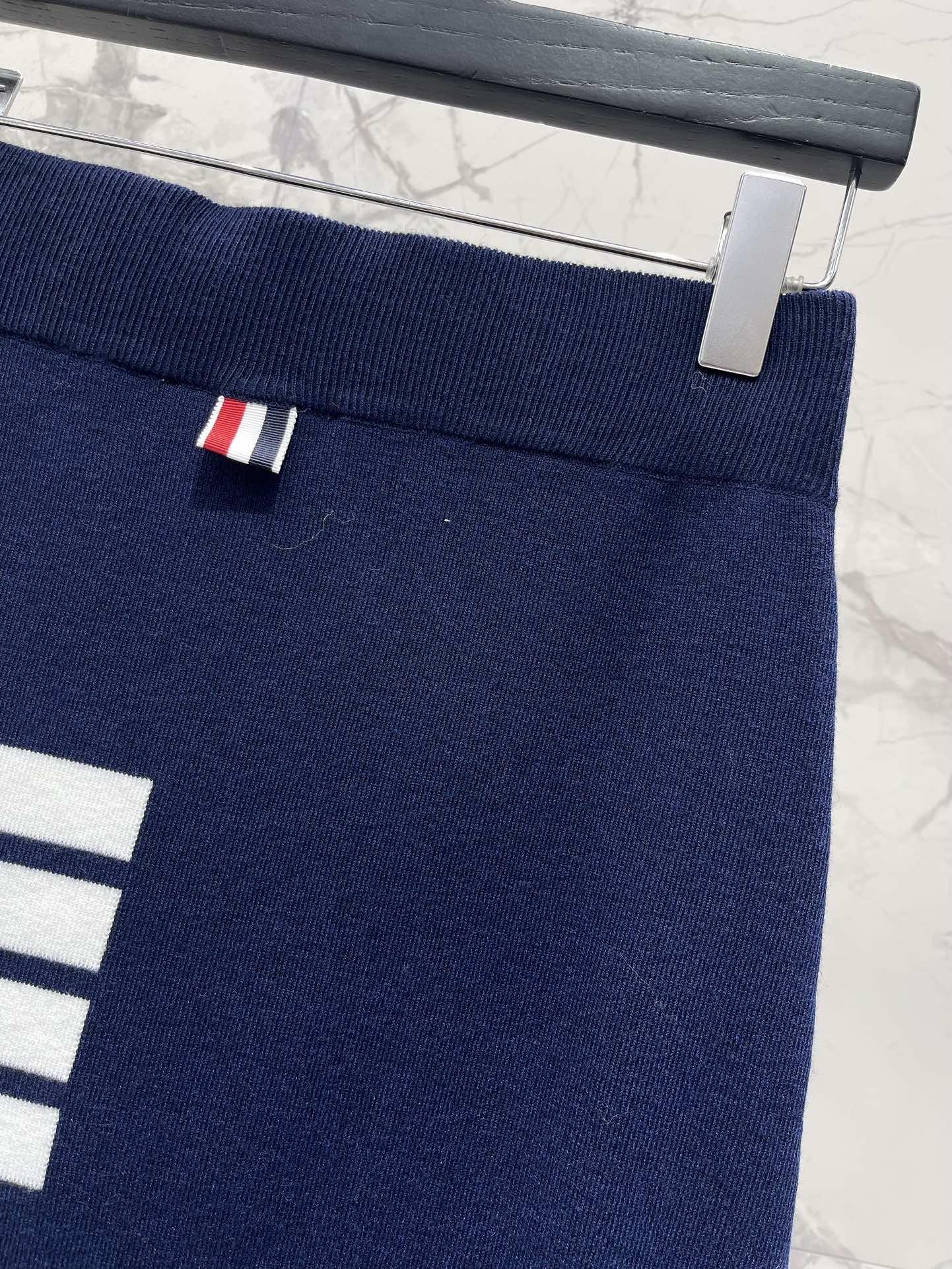 THOM 26S SKIRT STYLE 12