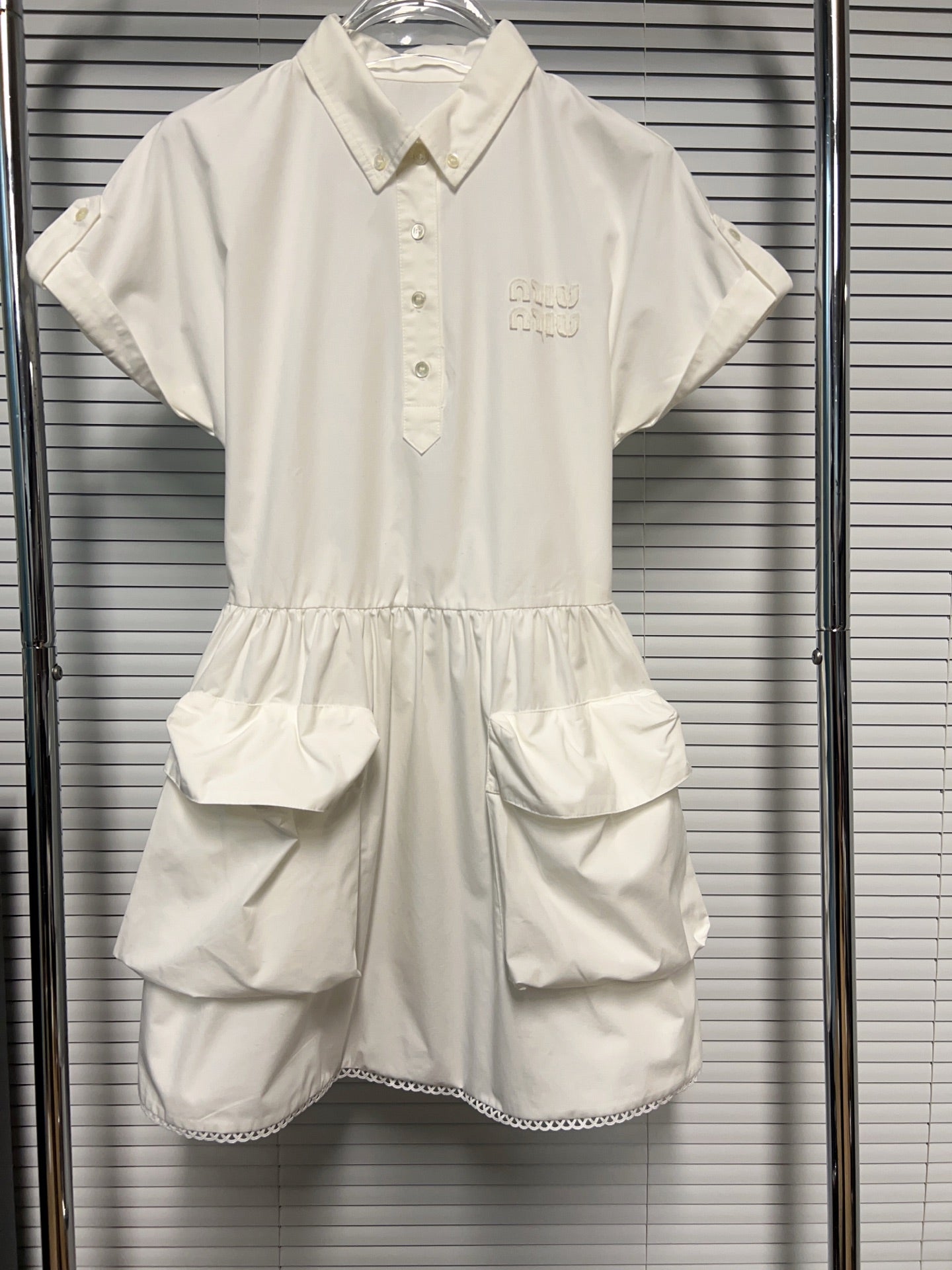 MIUMIU 26S DRESS STYLE 1111