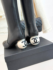 CC HIGH BOOTS IN BLACK CALFSKIN