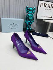 HIGH-HEEL PUMPS IN VIOLET SATIN