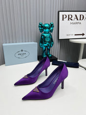 HIGH-HEEL PUMPS IN VIOLET SATIN