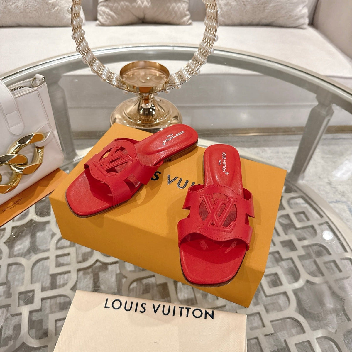 ISOLA FLAT SLIDE IN CHERRY RED CALFSKIN