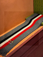 GUCCI 25S SCARF 180 IN CASHMERE 730565