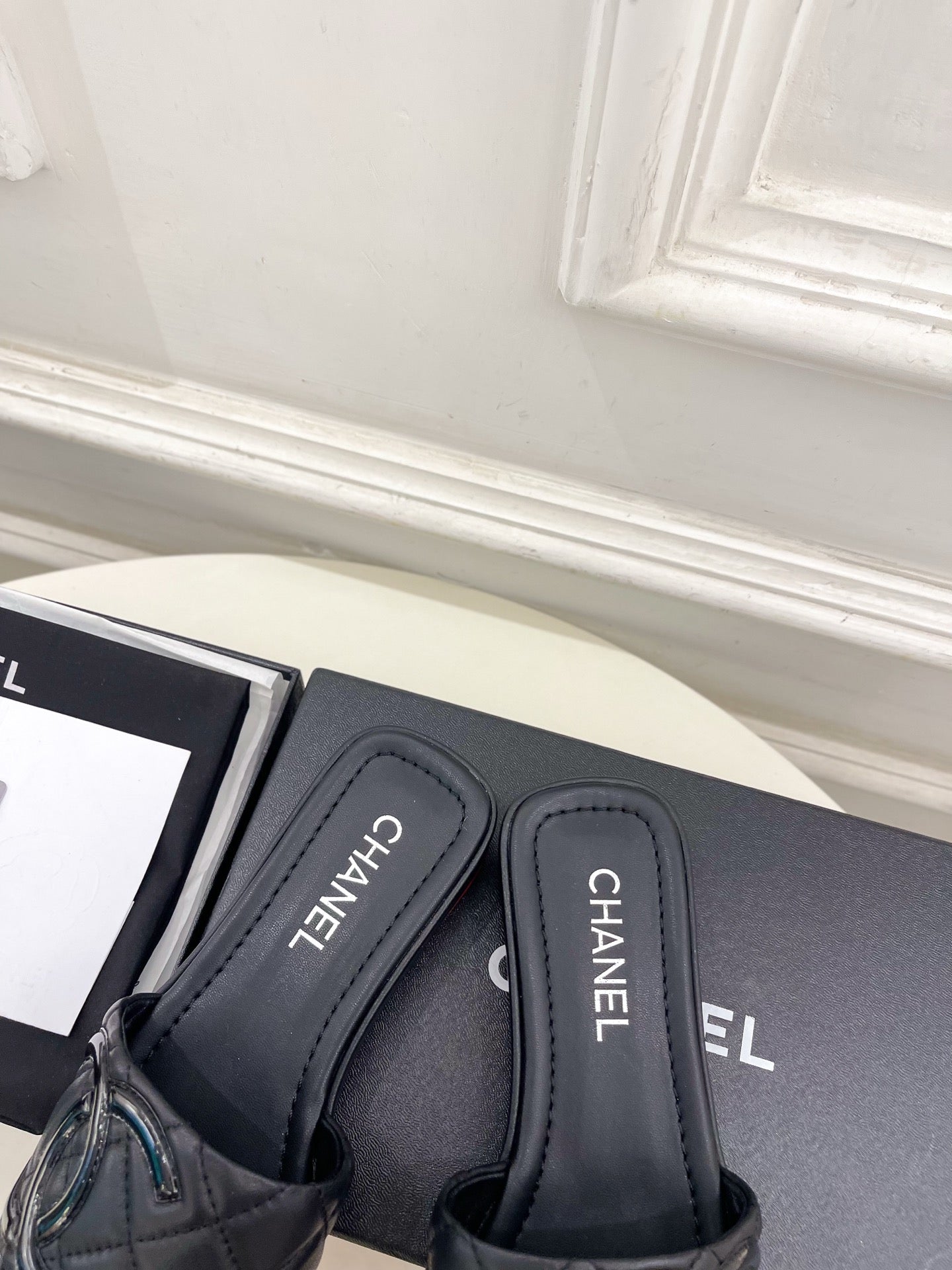 CHANEL 26S FLAT SLIDES IN BLACK LAMBSKIN WITH CC LOGO