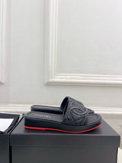 CHANEL 26S FLAT SLIDES IN BLACK LAMBSKIN WITH CC LOGO